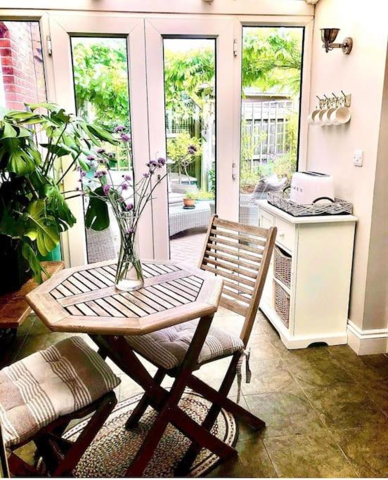 Avenue_1Barnes Apartment Westgate-on-Sea Ngoại thất bức ảnh